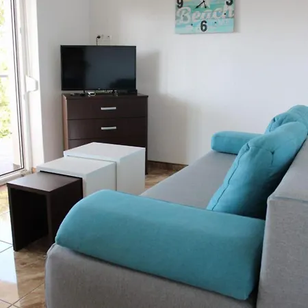Appartement Mit Terrasse- Meerblick- Jacuzzi- Aussenpool By Interhome